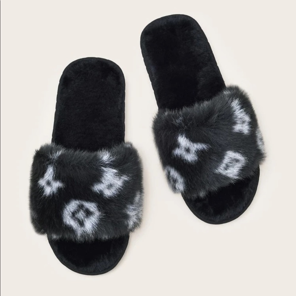 Leopard Faux Fur Slippers